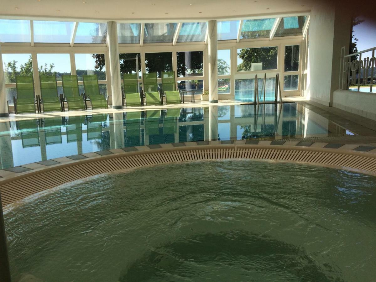 Thermen - Apartment Biodorf バート・ヴァルタースドルフ エクステリア 写真