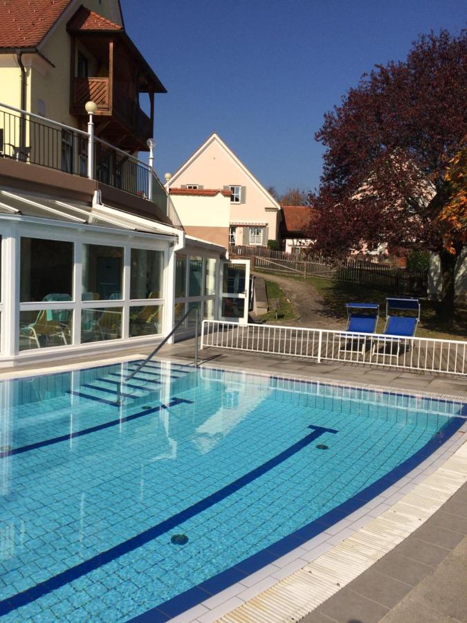 Thermen - Apartment Biodorf バート・ヴァルタースドルフ エクステリア 写真